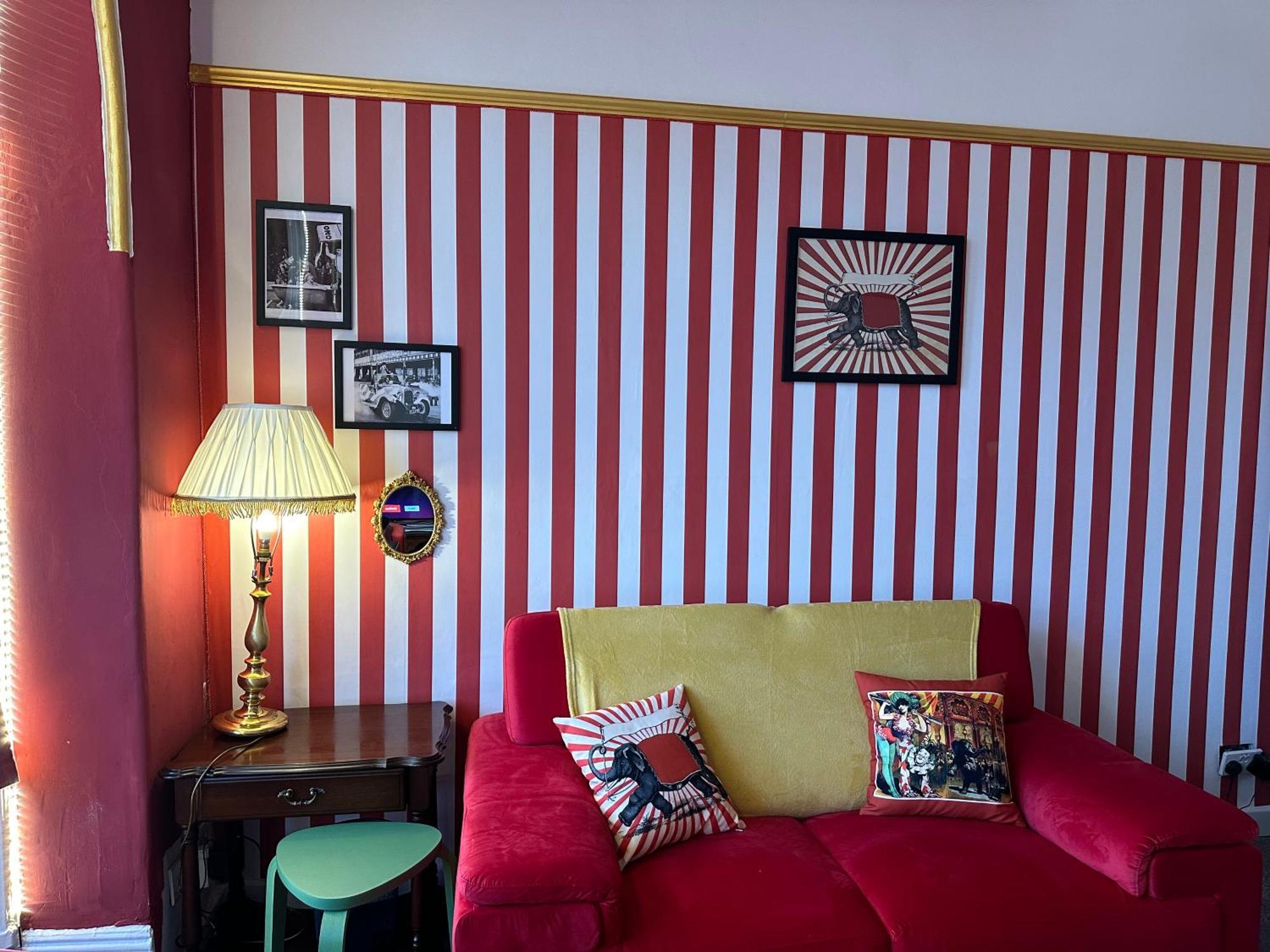 Circus Suite Blackpool Exterior foto